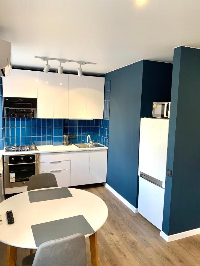 Navy City Center Apartment Двокімнатні Апартаменти В Центрі Міста Poltava Exterior foto